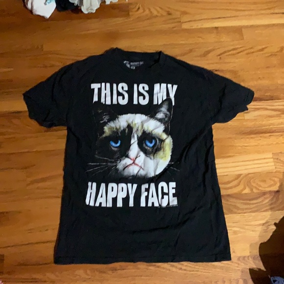 Grumpy cat tshirt - Picture 1 of 4